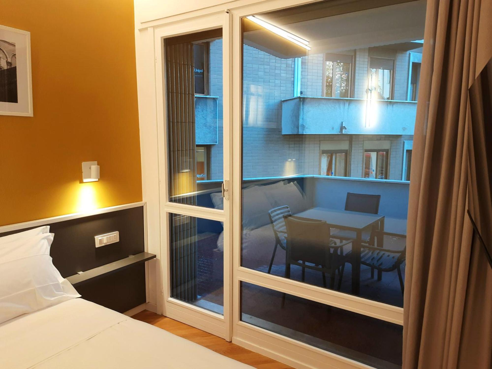 Mako Suites - Centro E Stazione Monza Habitación foto