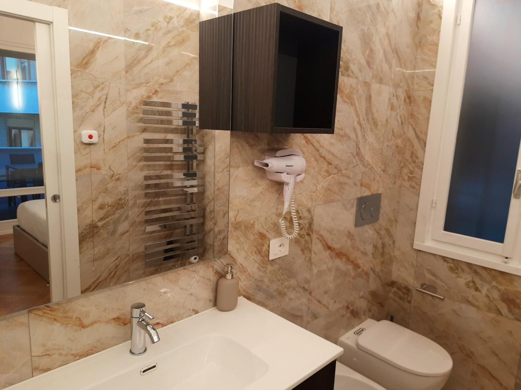 Mako Suites - Centro E Stazione Monza Habitación foto